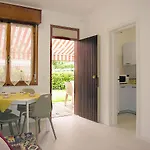 Azzurro Апартаменти *