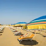 Azzurro Бібіоне